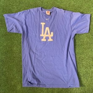 Nike Los Angeles Dodgers Shirt
Red tag team Nike